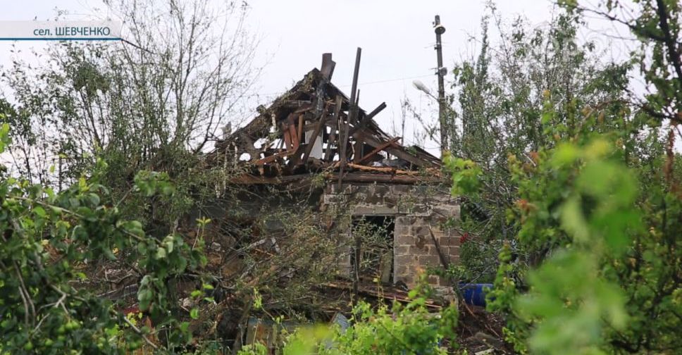 Росіяни вчергове обстріляли приватні будинки у селищі Шевченко