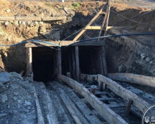 Мешканцям Покровська та Києва повідомлено про підозру у незаконному видобутку вугілля з «копанки» у Гірнику