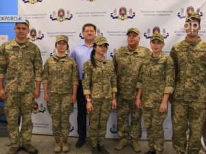 Випускники військової кафедри ДонНТУ отримали своє перше військове звання