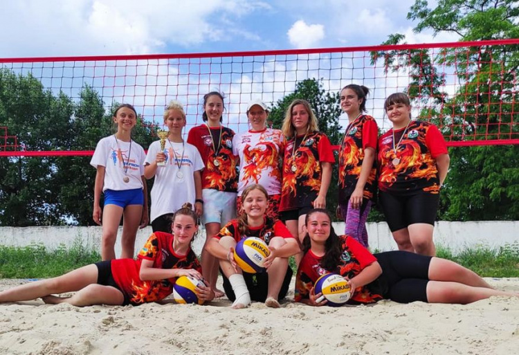 В Покровске стартовали соревнования по пляжному волейболу