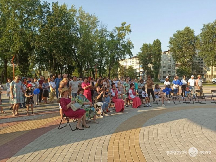 У Покровську пройшов святковий концерт до 7-ї річниці визволення селища Піски