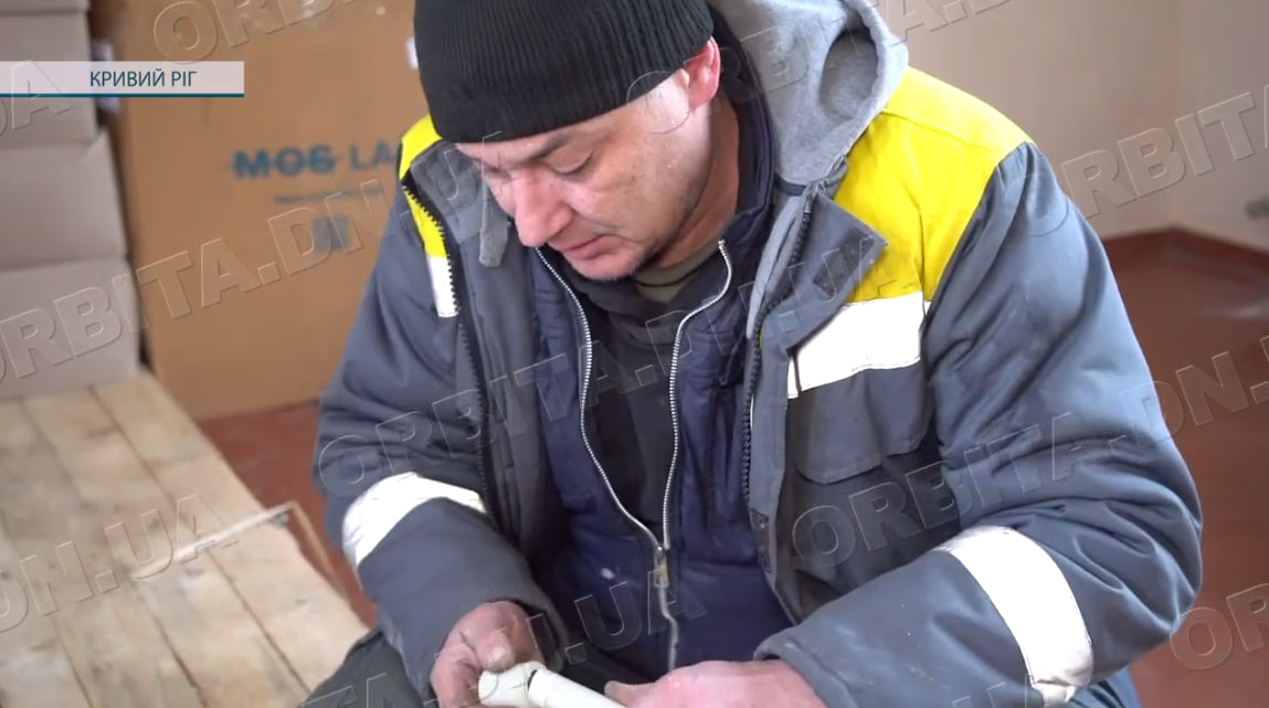 Тепло для лабораторії: «Покровськтепломережа» оновлює опалення рідної КЛІЛ у Кривому Розі