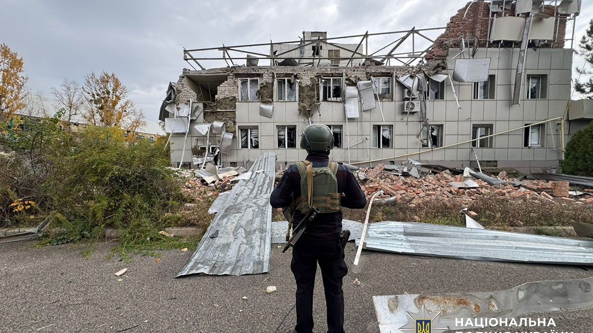 За добу окупанти обстріляли 10 населених пунктів Донеччини, вбили трьох та поранили 11 цивільних