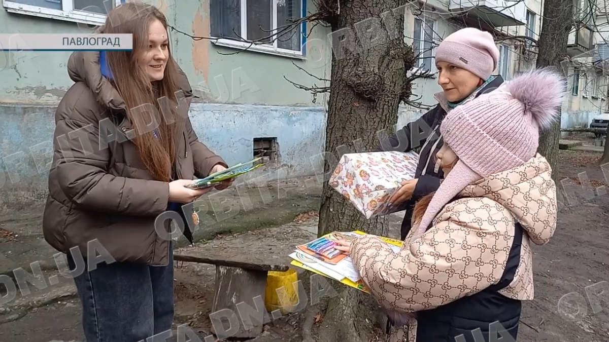 Подарунки, що зігрівають душу: благодійники втілюють бажання маленьких покровчан