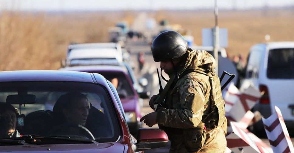 Донецкую и Луганскую области закроют на въезд из других регионов