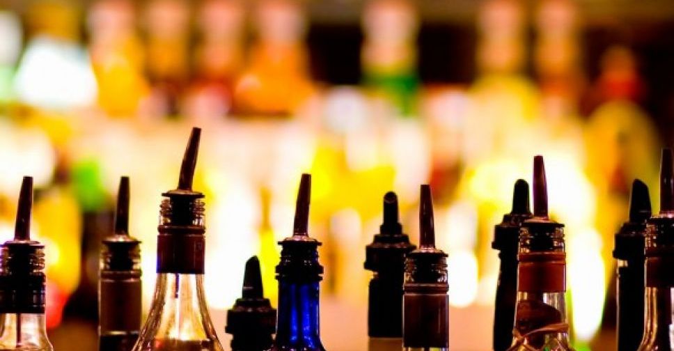 «Новорічні знижки» на алкоголь: купувати чи ні