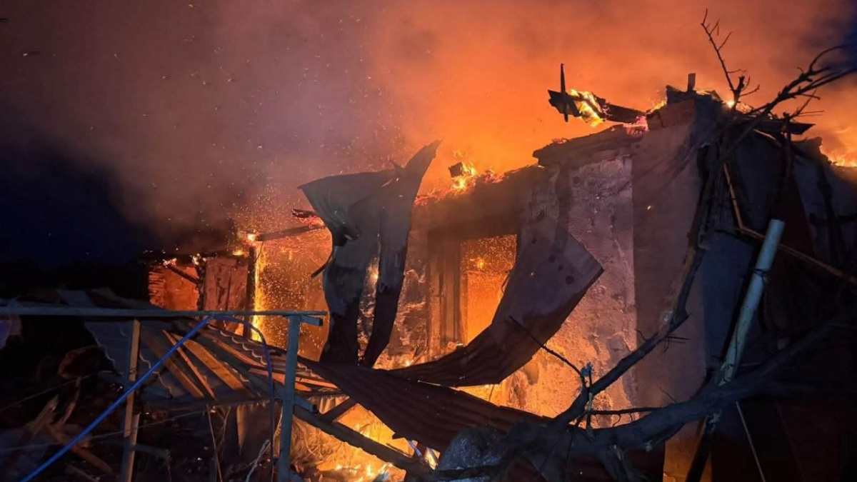 Трьох людей вбили, п’ятьох поранили російські обстріли Донеччини 26 вересня