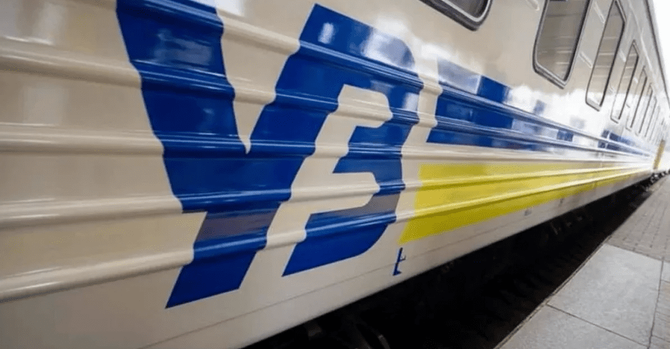 "Укрзалізниця" зупинила внутрішнє пасажирське сполучення з 18 березня