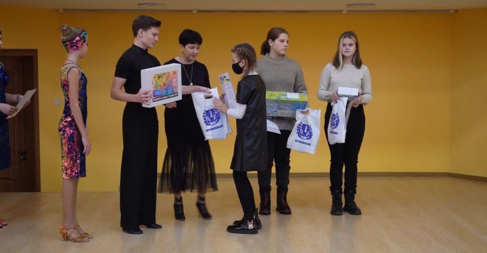 В Мирнограде наградили талантливых детей