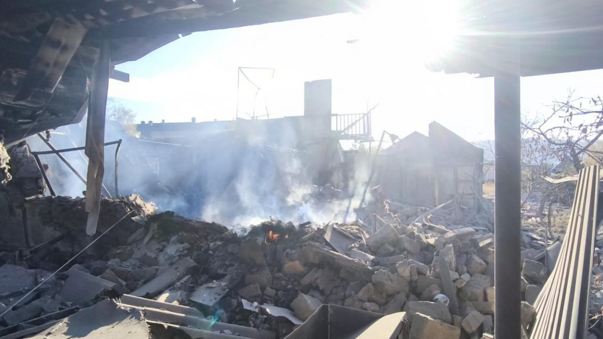 За добу окупанти обстріляли 12 населених пунктів Донеччини, вбили двох та поранили 7 цивільних