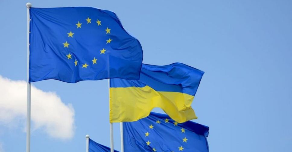 В ЕС хотят отменить безвиз для украинцев