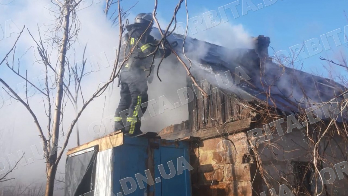 Вогонь не пробачає безпечності: в Покровському районі збільшилася кількість пожеж у побуті