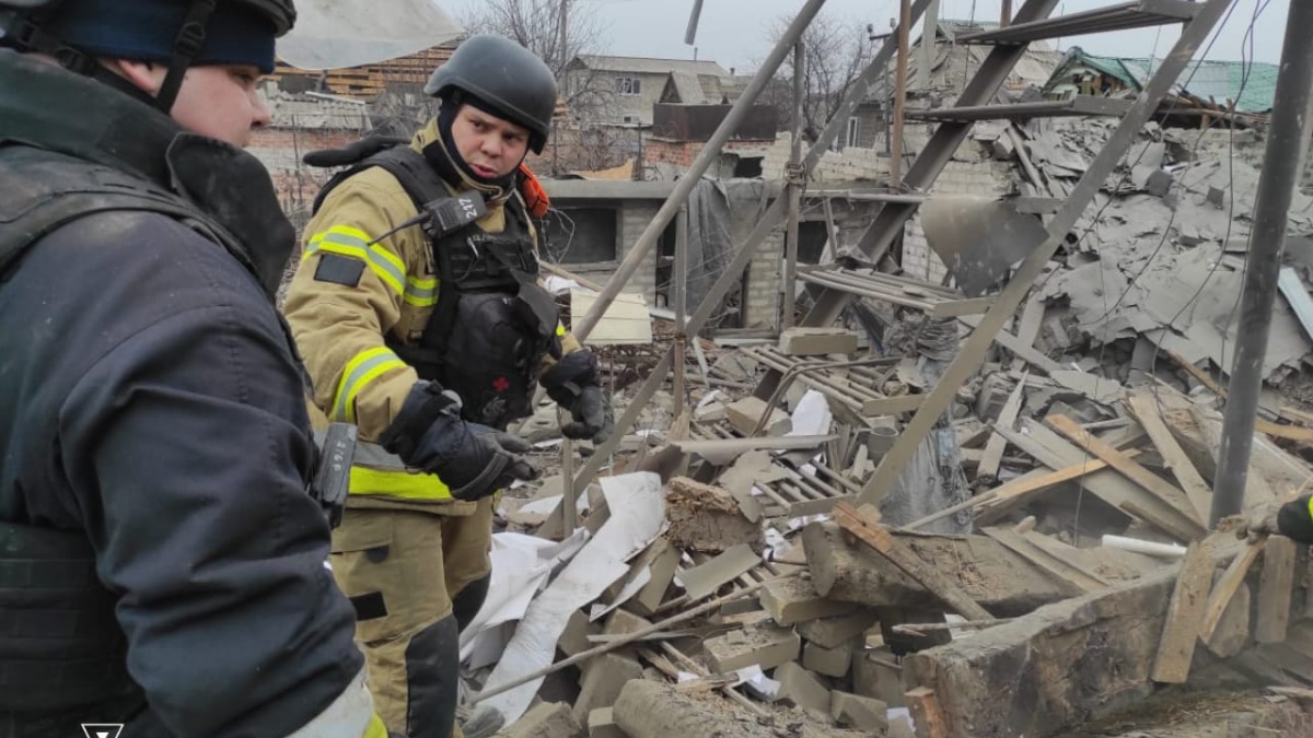 У ДСНС показали кадри з Удачного, де внаслідок авіаудару загинула людина