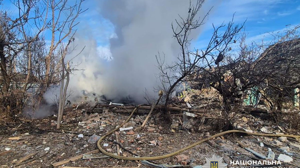 Одна людина загинула та п’ятеро поранені через російські обстріли Донеччини 11 лютого
