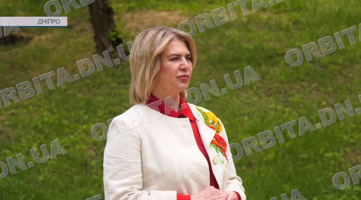 Творчі та завзяті: покровчанка відновила у Дніпрі мистецькі зустрічі лабораторії «City-ART»
