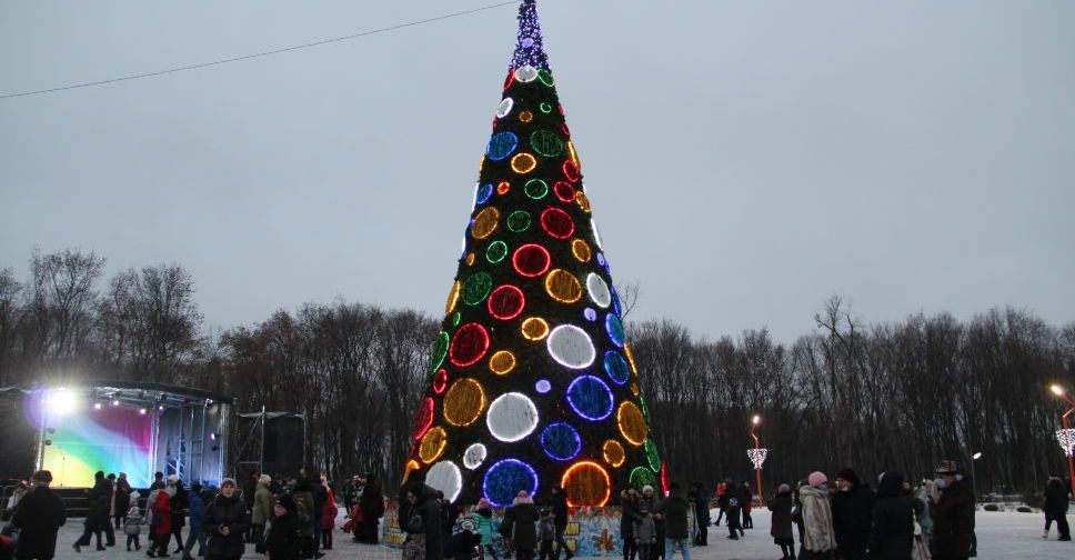 Что будет у главной елки Покровска в новогоднюю ночь