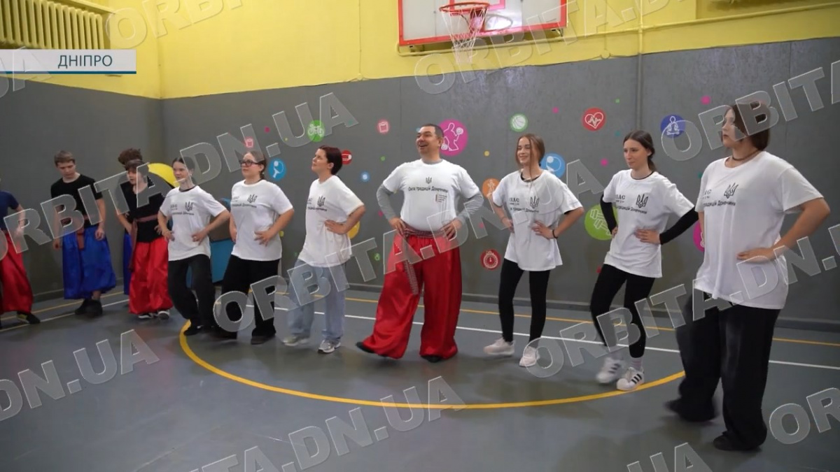 Урок сили духу: для покровських школярів провели патріотичний спортивний захід