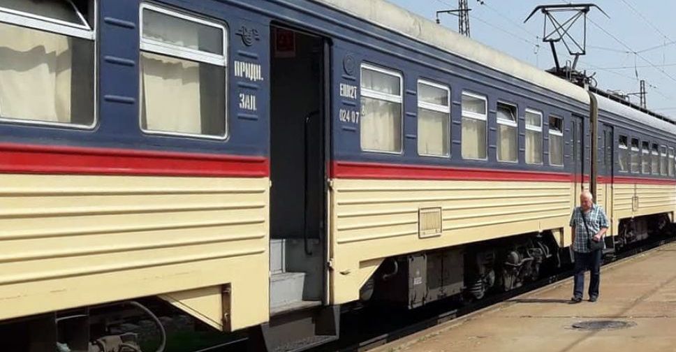 Додатковий поїзд Покровськ - Харків призначено до Дня Незалежності