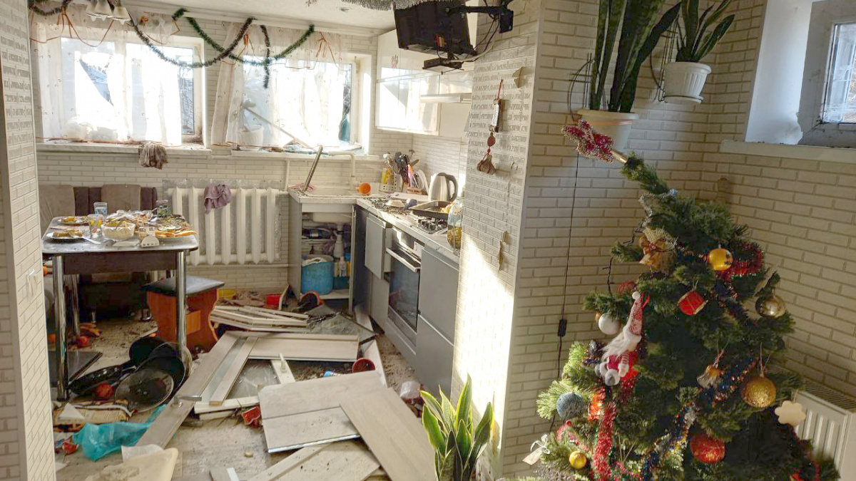Жахлива новорічна ніч у Покровську – мешканці міста показали наслідки обстрілів