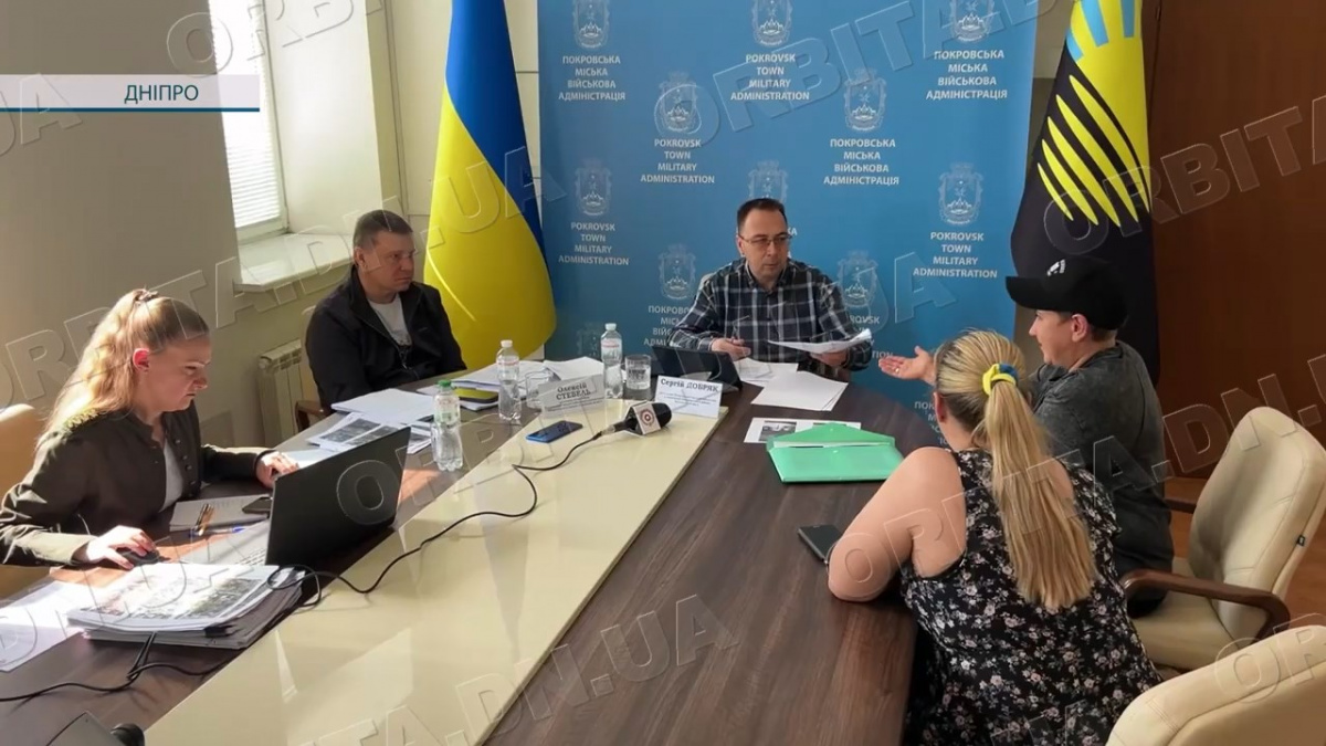 Сертифікати, обстеження, соціальне житло: керівник Покровської МВА провів прийом громадян