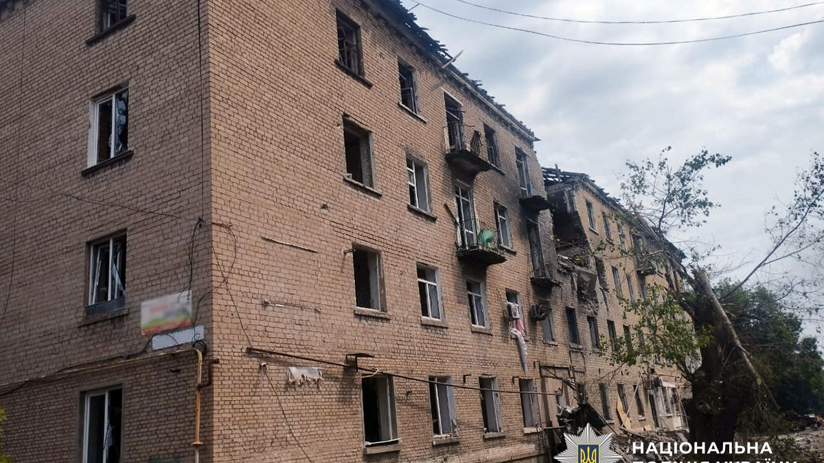 Одна людина загинула, п’ятеро зазнали поранень внаслідок російських атак на Донеччині