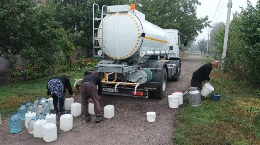 Графік підвозу питної води в Покровську 12 вересня