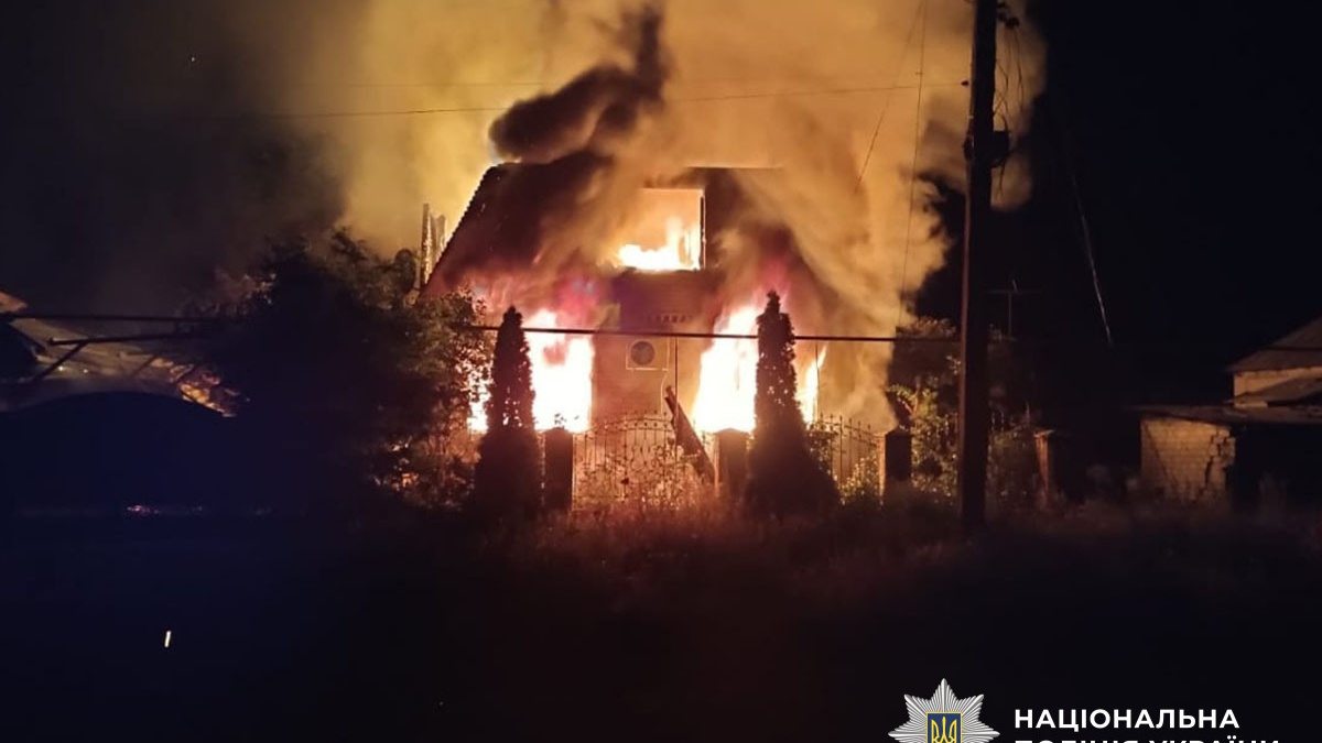 Знову руйнування та постраждалі: в поліції повідомили про наслідки обстрілів Донеччини 16 червня