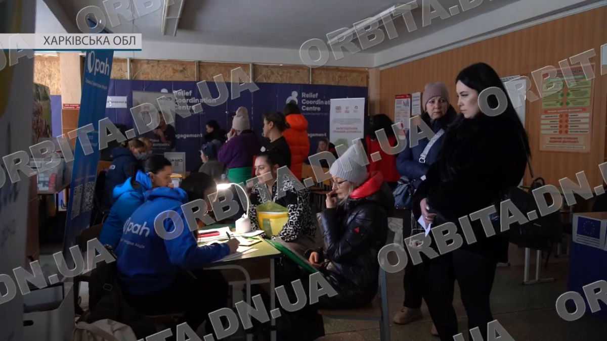 Шлях до безпеки: через транзитний центр на Харківщині щотижня проходять сотні людей