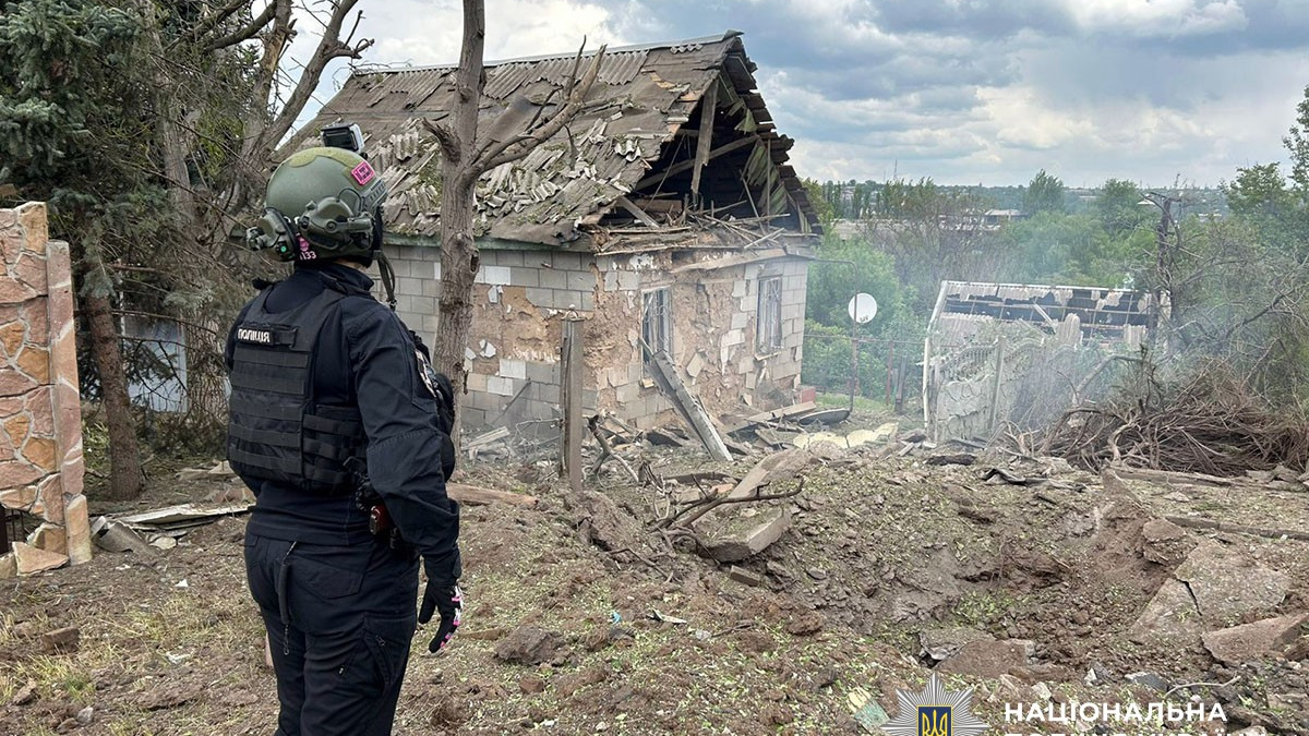 Росіяни за добу обстріляли 18 населених пунктів Донеччини, вбили одного та поранили двох мирних жителів