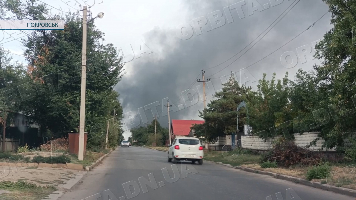 Під ударами – критична інфраструктура: ворог б’є по Покровську щодня (сюжет)