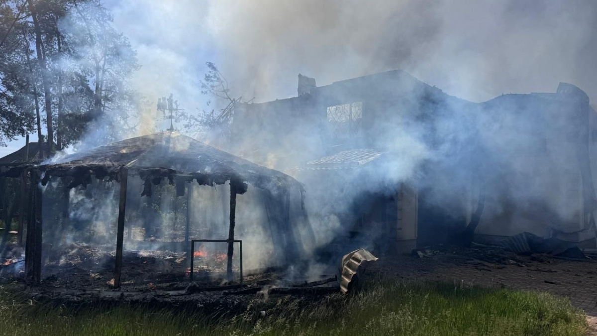Одна людина загинула, 11 поранені унаслідок ударів росії по Донеччині 20 травня