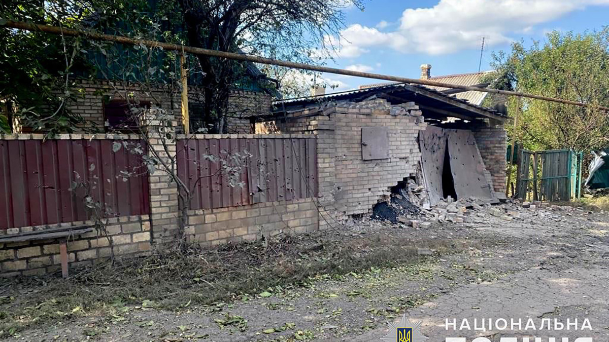 Гатили з артилерії, мінометів і танків: за добу ворог обстріляв 5 населених пунктів Донеччини