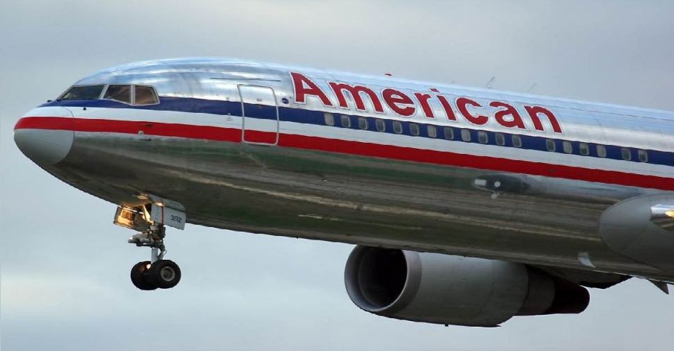 В США самолет совершил экстренную посадку после того, как пассажир снял штаны со стюарда