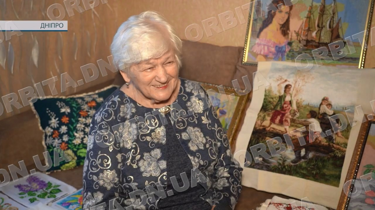 Кожен стібок має сенс: покровчанка Ольга Сергєєва черпає сили у вишиванні