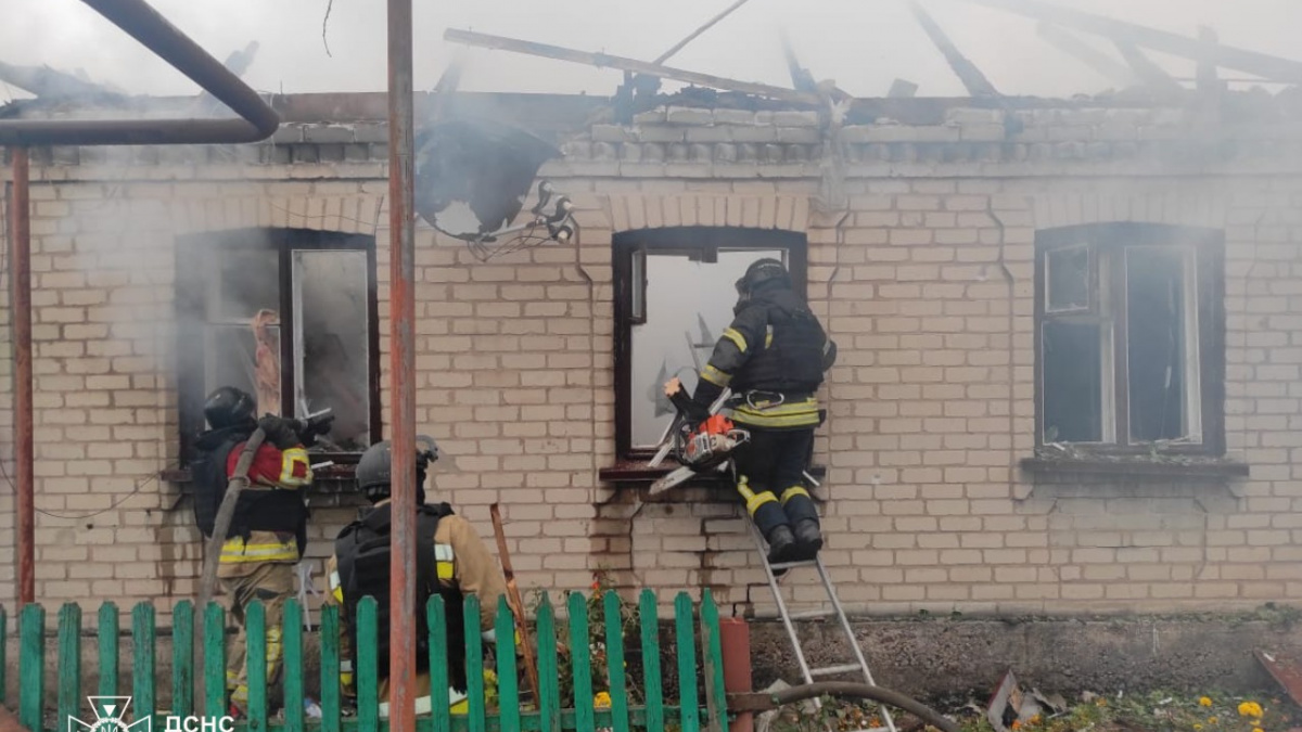 У Покровську обстрілом знищено приватний будинок