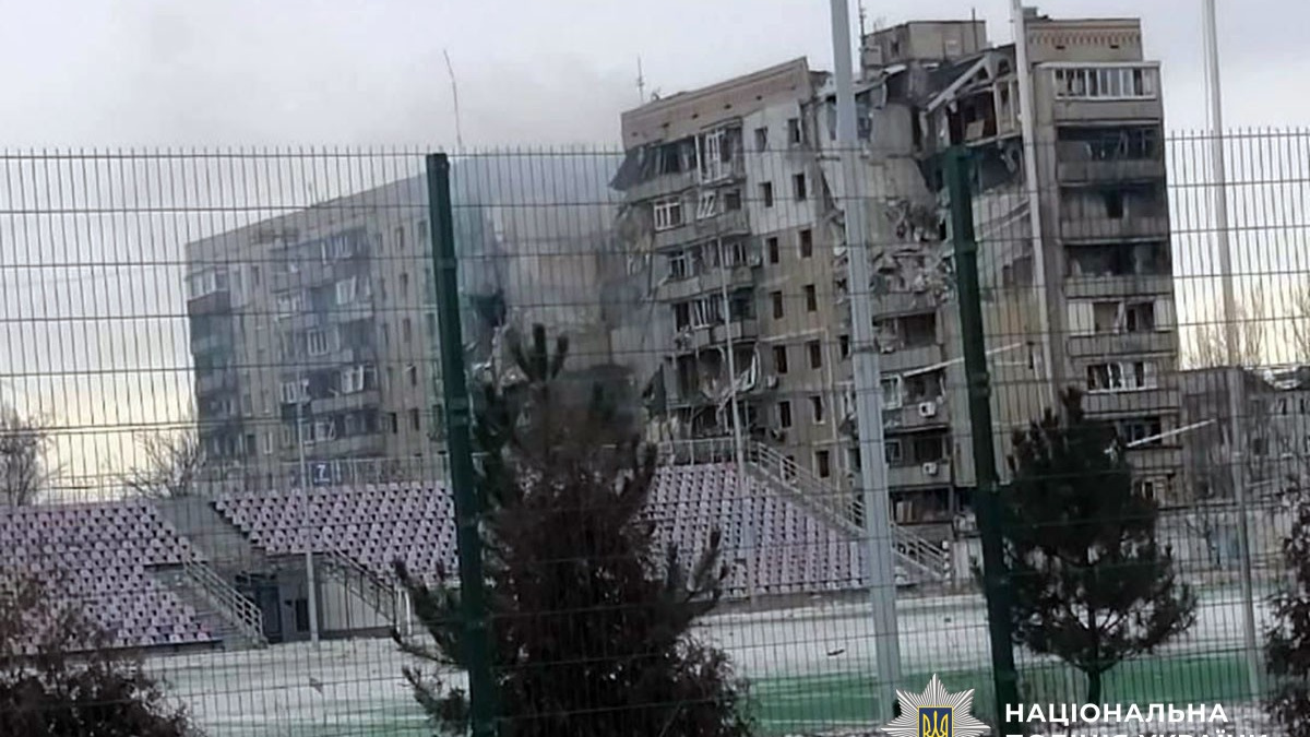 2 лютого під ворожим вогнем були 10 населених пунктів Донеччини: є загиблий і поранений