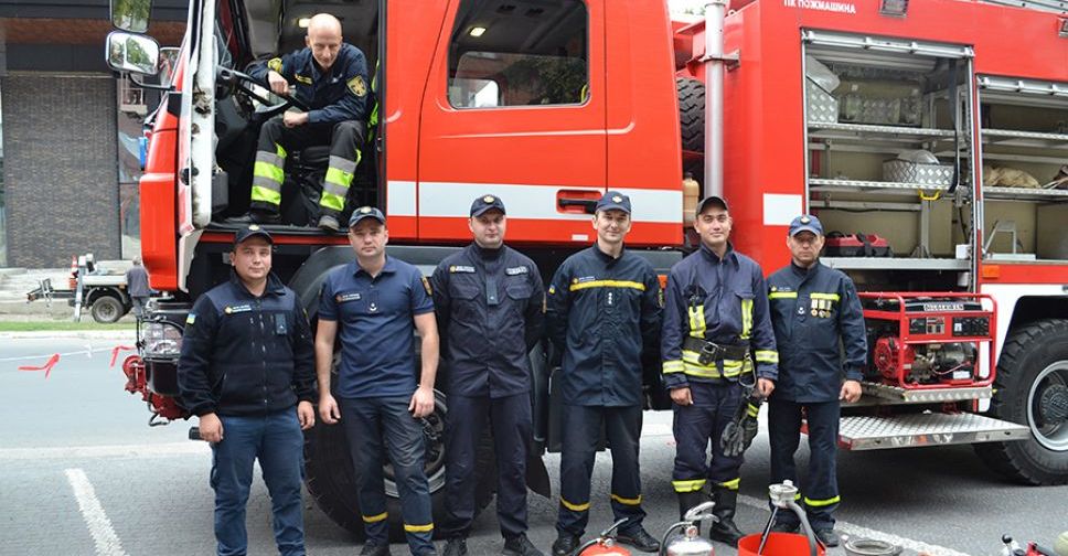Сегодня в Украине День спасателя. В Покровске проходит выставка спасательной техники