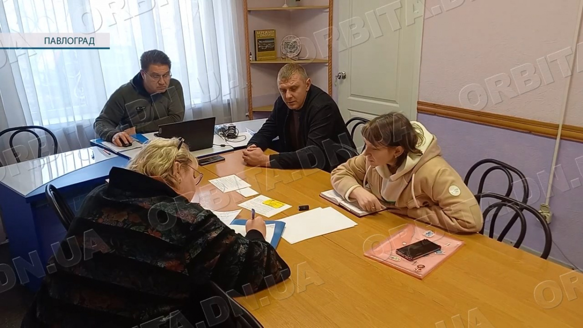 Найбільше питань – майнових: начальник Мирноградської МВА провів прийом громадян