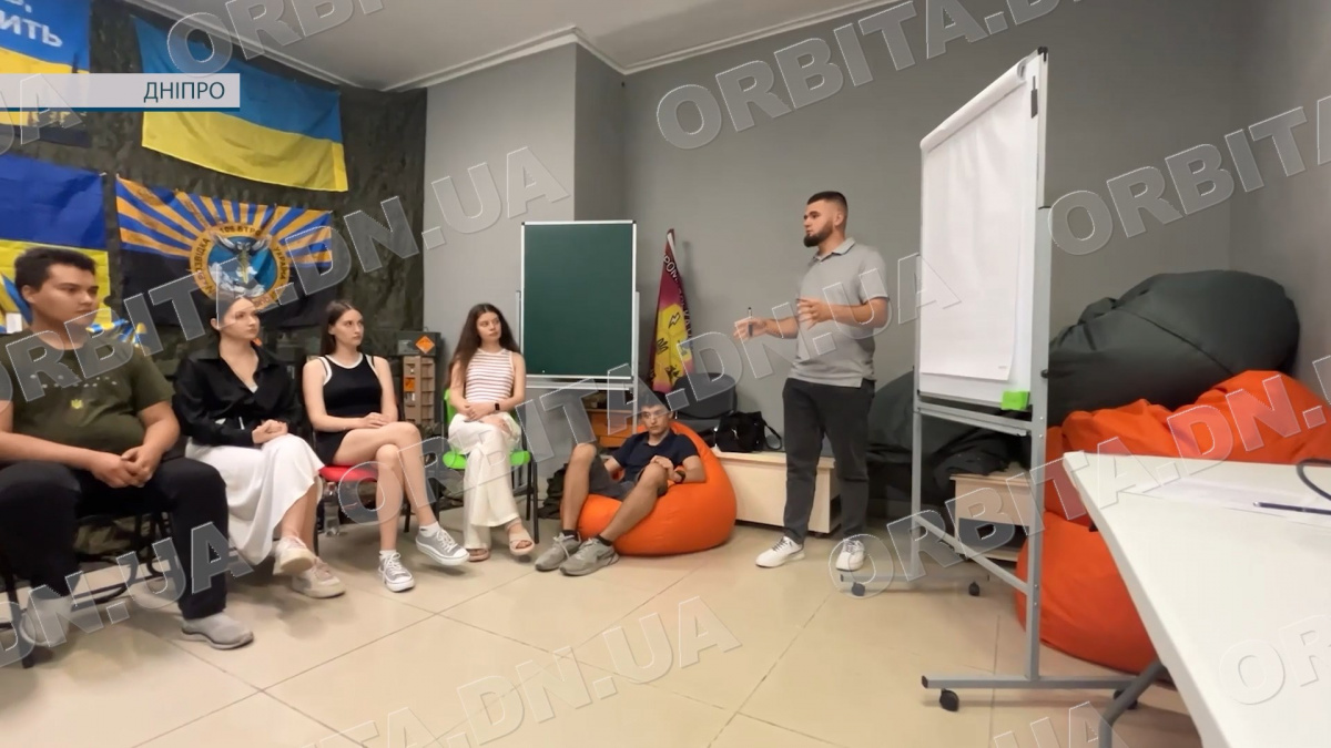 «Молодь у дії: шлях до активної громади»: покровчани вчаться бути командою