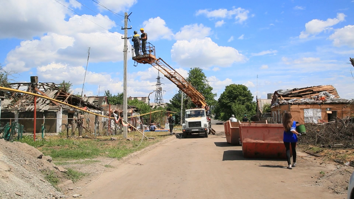 Із завданням впоралися: як енергетики відновлювали мережу в Покровську після обстрілу 24 червня