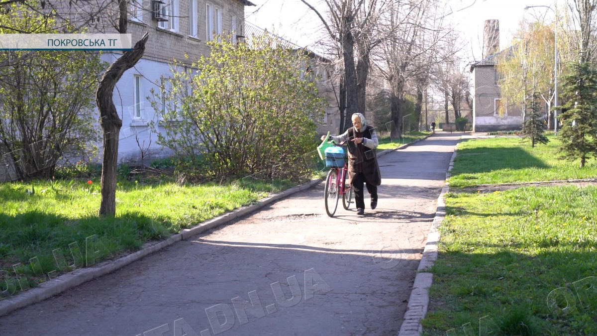 Родинське без перемир’я: гарячі обіди, евакуація, підтримка комунальників та влади
