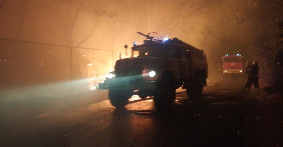 Рятувальники Донеччини надають допомогу у ліквідації лісової пожежі у Луганській області