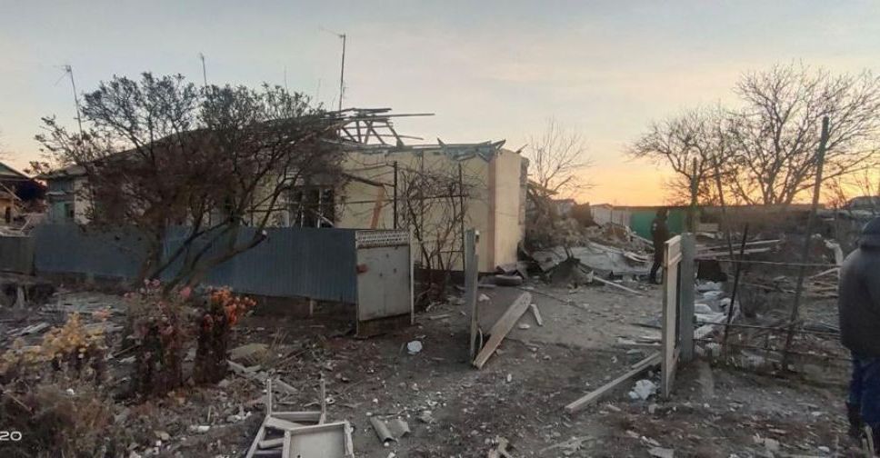 У Покровському районі внаслідок обстрілу знищено кілька будинків