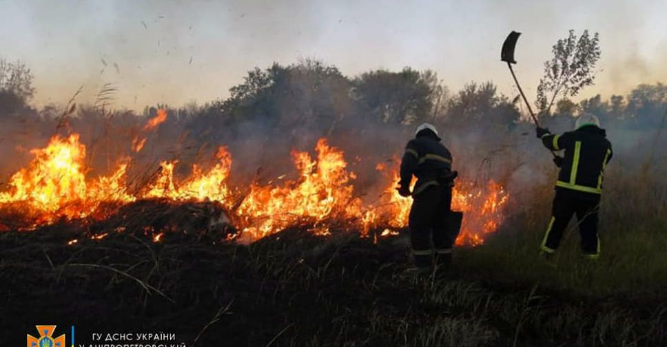 Рятувальники застерігають громадян від необережного поводження з вогнем у природних екосистемах