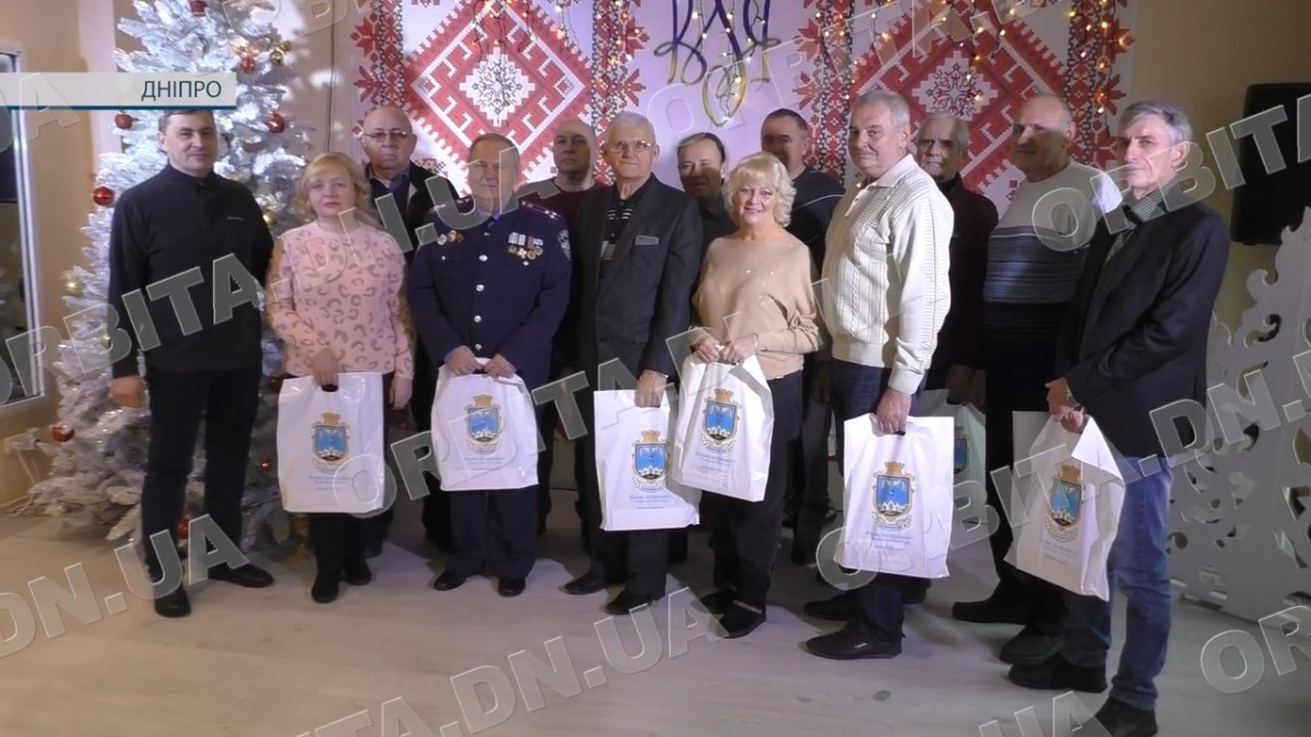 На службі правопорядку: покровські ветерани МВС та Нацполіції приймали вітання