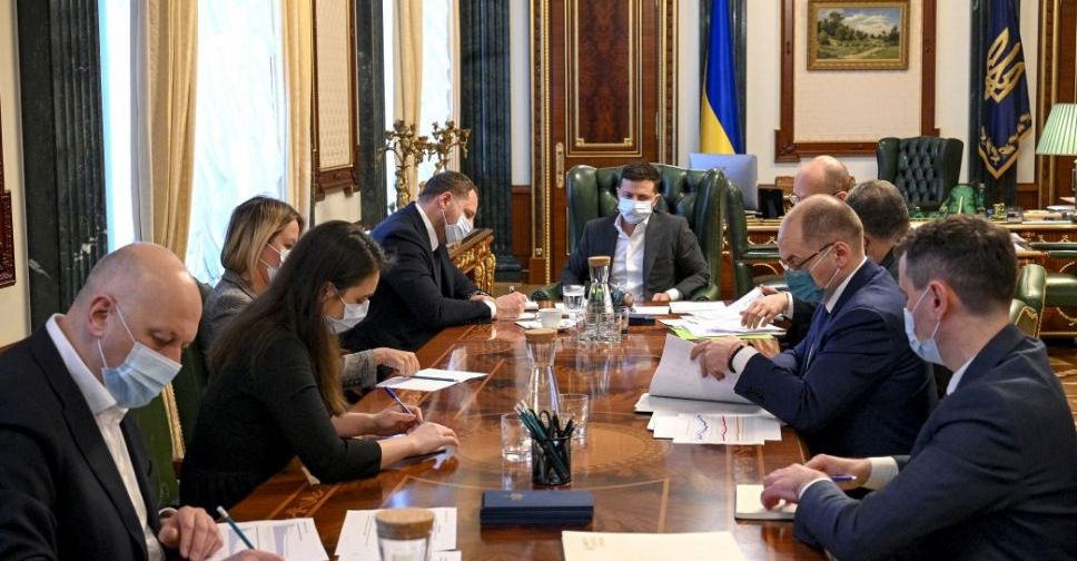 Підготовку до Великодніх свят та ситуацію з COVID-19 обговорили на нараді у Президента України