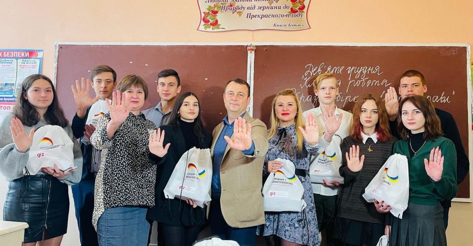 В Покровске наградили победителей конкурса школьных видеороликов «Против насилия»