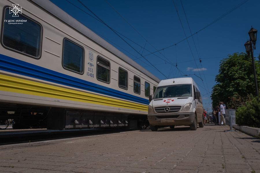 Евакуація цивільних мешканців Донеччини до Житомирщини: новий графік руху спецпоїздів