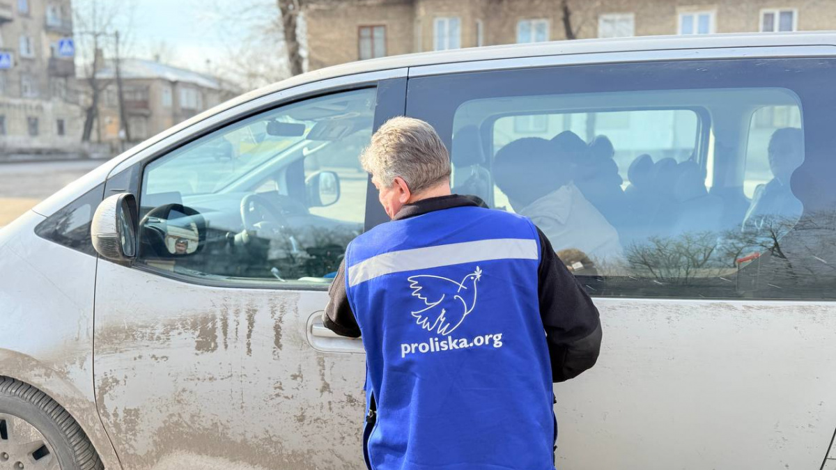 Врятовані життя: ГМ «Проліска» щодня евакуює мешканців прифронтових населених пунктів