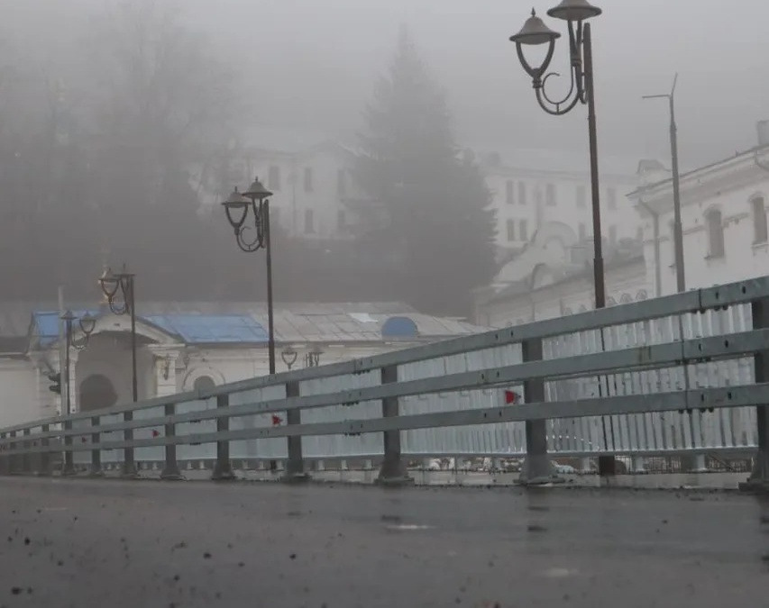 У Святогірську триває відновлення пошкодженого мосту до Лаври